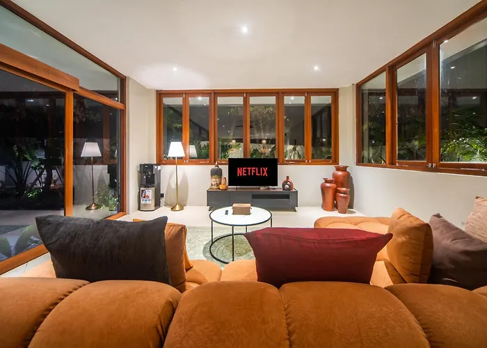 Villa Anjani *
